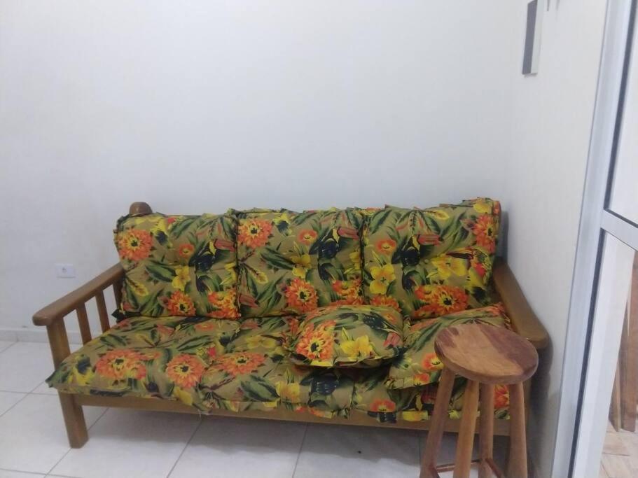 Casa Em Itanhaem Com 2 Quartos Garagem P 2 Carros, Churrasqueira, Piscina 200 M Da Praia Exterior foto